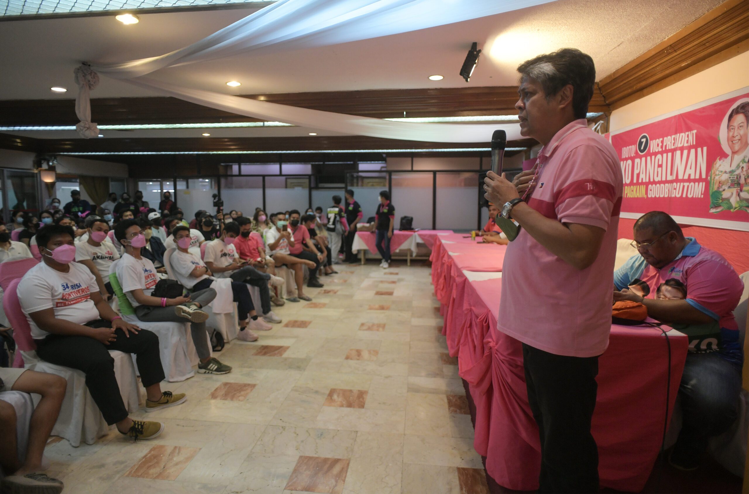 Pangilinan tasks LP to step up street-level, house-to-house campaign