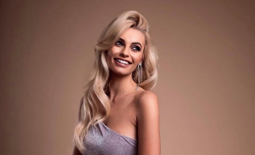 Who is Karolina Bielawska, Miss World 2021?