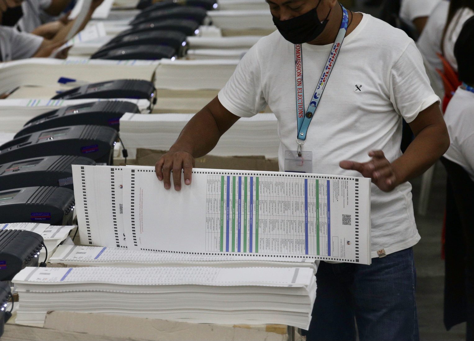 Comelec begins deployment of ballots for the 2022 polls