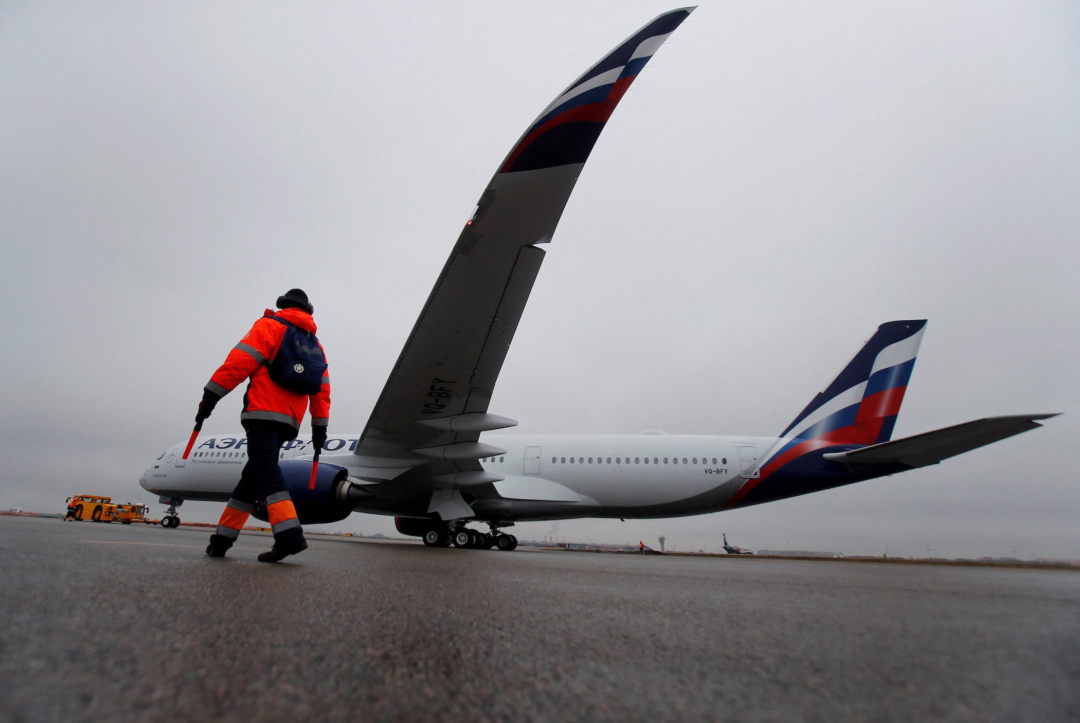 Air Lease says Russian law on leased jets could help in claiming insurance