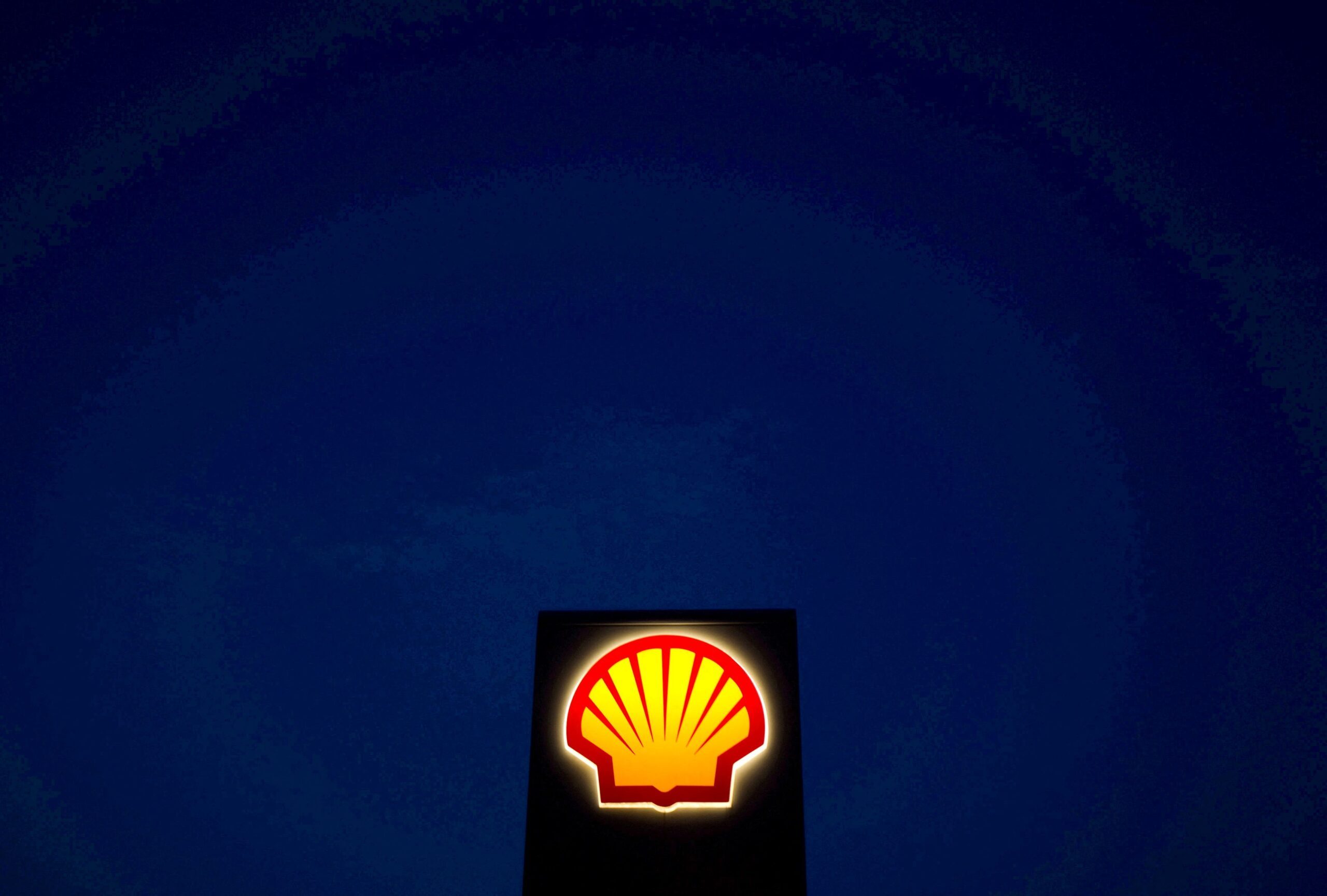 Shell faces $400-million write-down on Russian downstream assets