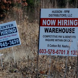 US labor market defies rate hikes, posts strong job gains
