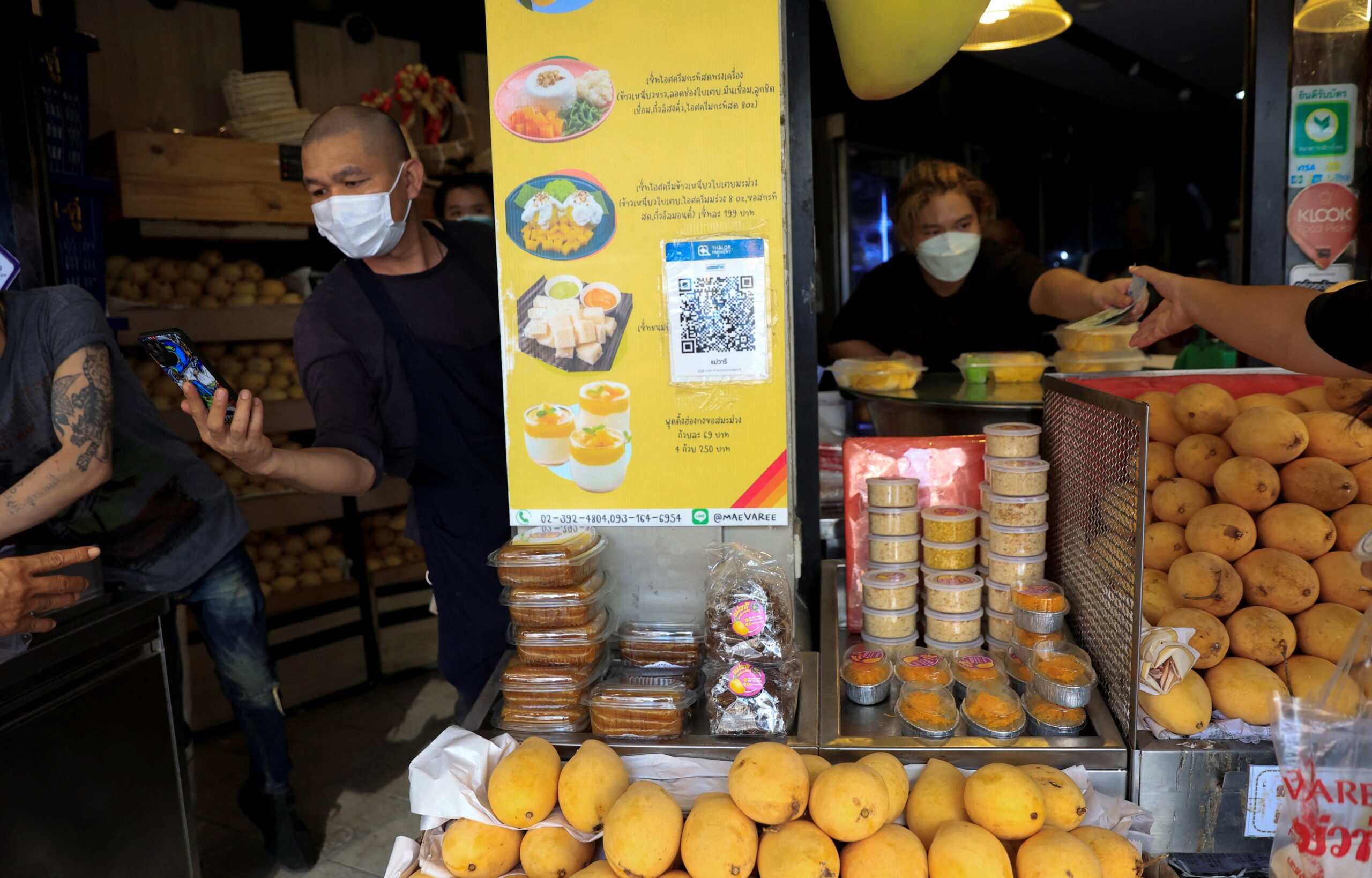 Thai rapper Milli eating mango sticky rice at Coachella boosts beloved dessert