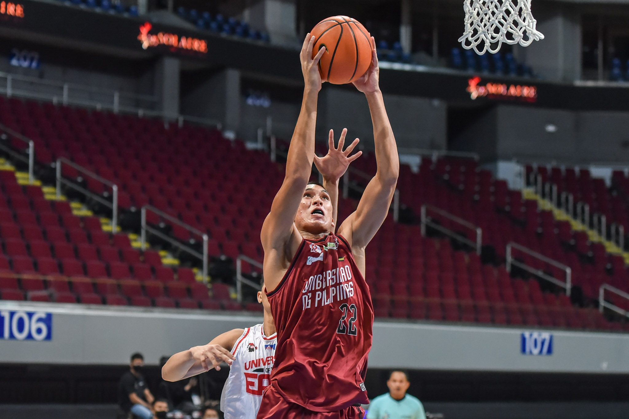 UP holds off late UE rally for 3rd straight win