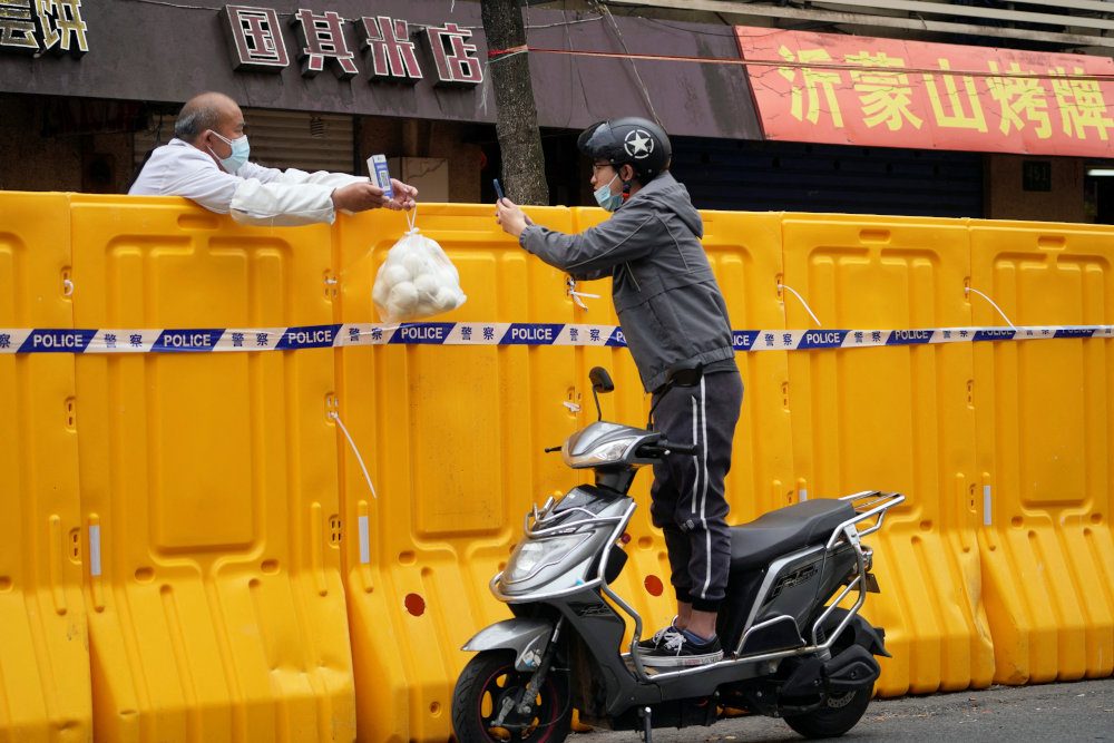 Shanghai vows to improve food deliveries as discontent grows over COVID-19 curbs