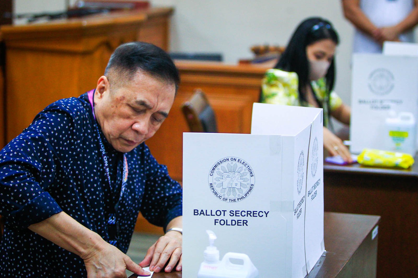 3-day local absentee voting begins for gov’t employees, security forces, media