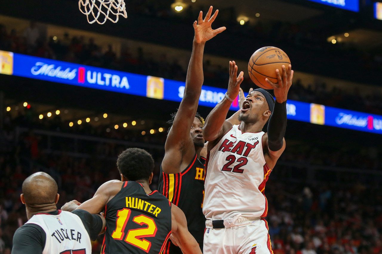 Butler drops 36 as Heat roll over Hawks to nail 3-1 lead