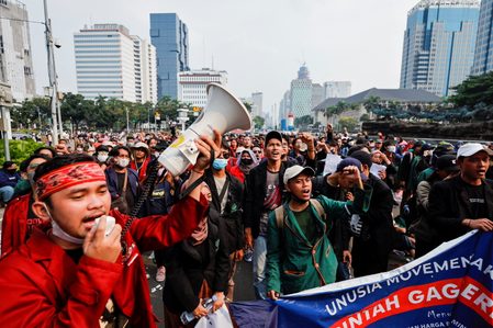 Indonesia students rally against mooted move to extend president’s term
