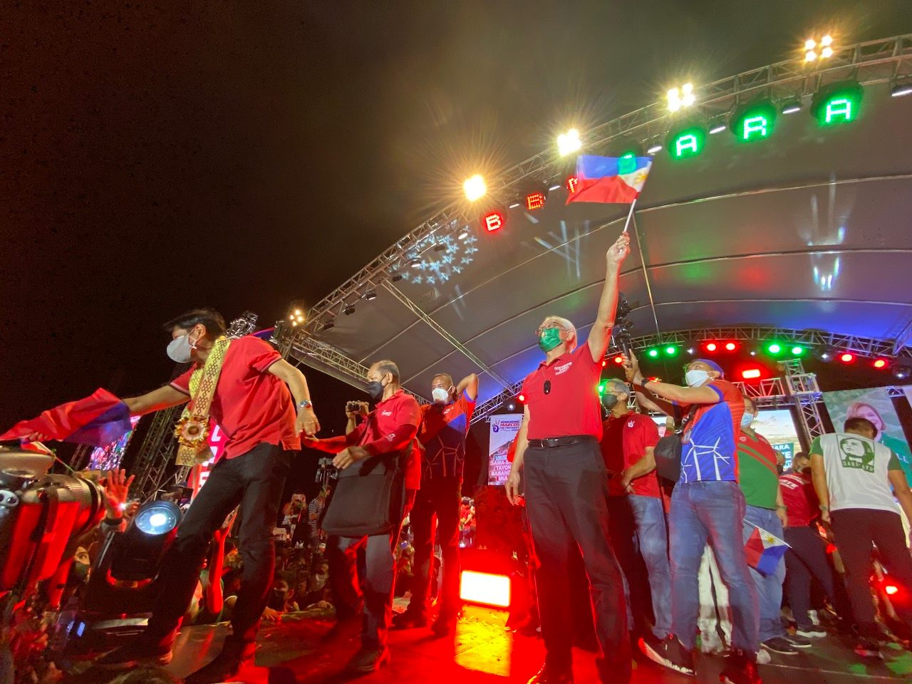CAMPAIGN TRAIL: After dropping survey points in Luzon, Marcos stops by Mimaropa and Calabarzon