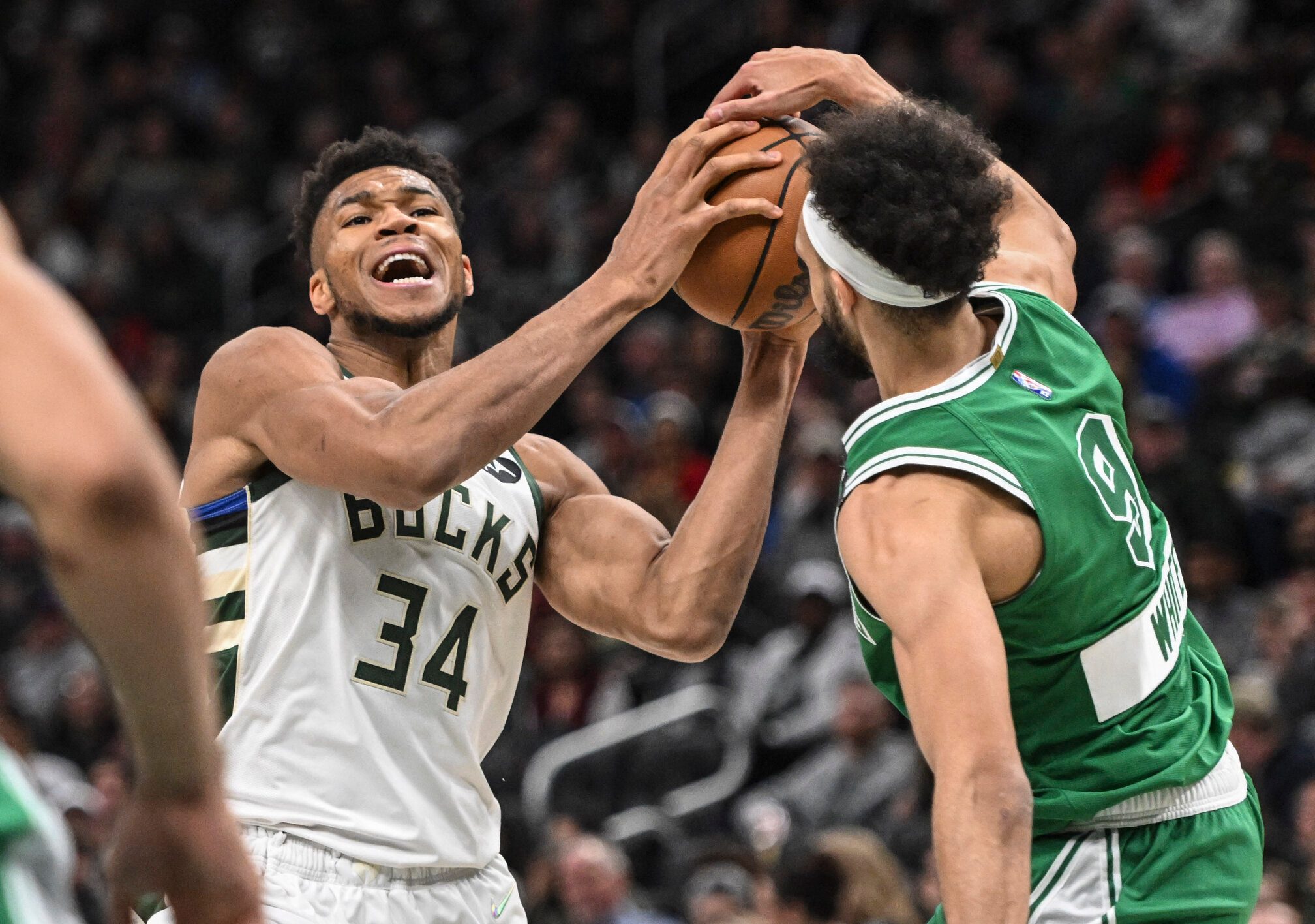 NBA East heavyweights clash as Celtics host Bucks on Christmas