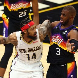 Booker-less Suns take 3-2 series lead over Pelicans