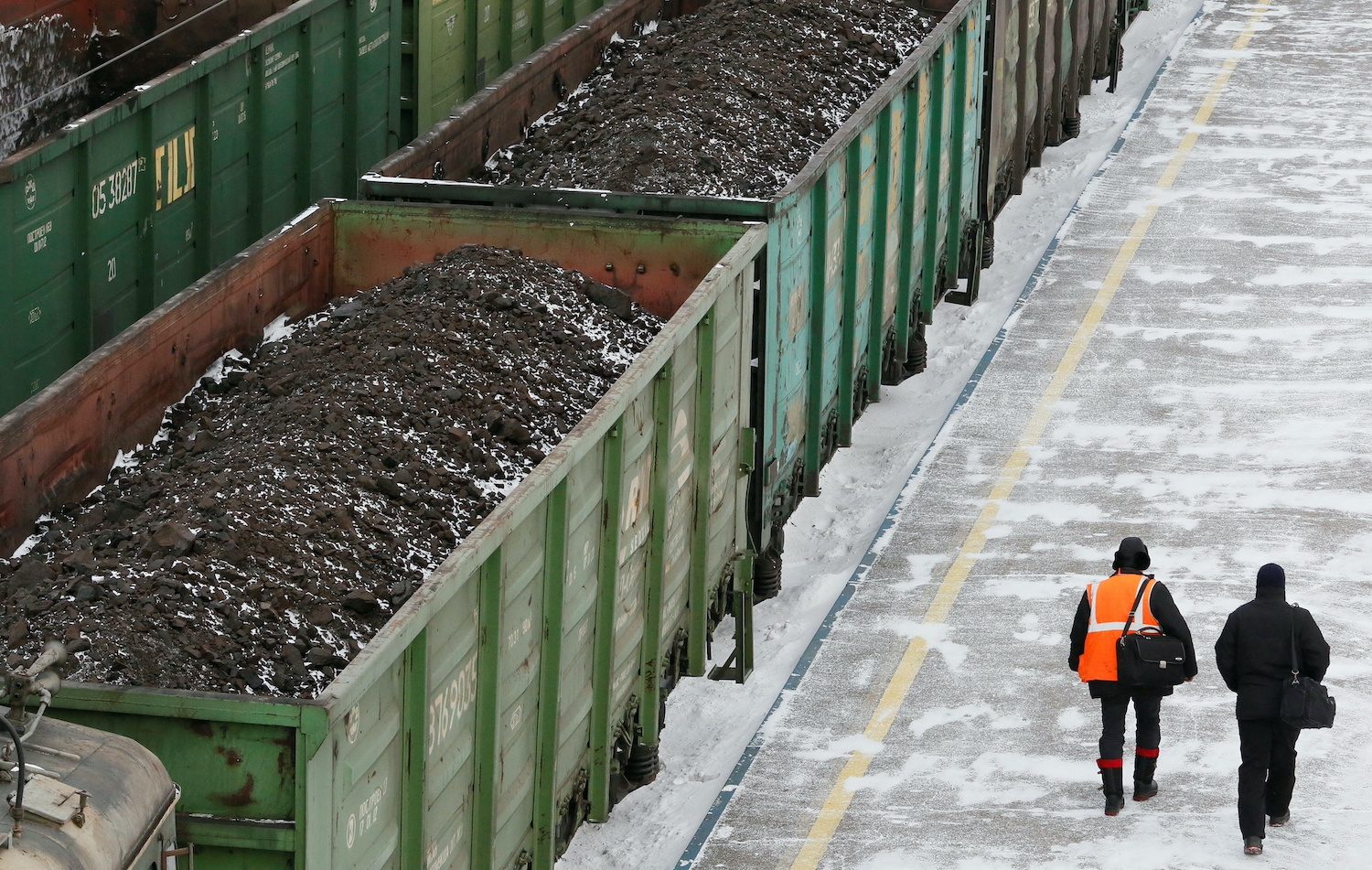 EU slashes 10% of Russian imports with new sweeping sanctions