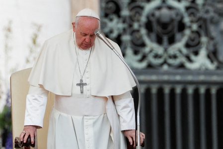 Pope Francis suspends activities for day of medical checks