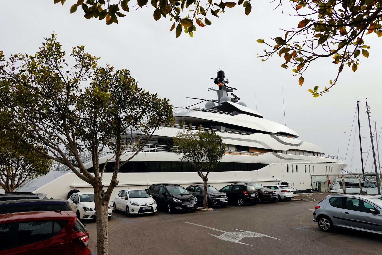 Spanish police impound superyacht owned by oligarch Vekselberg