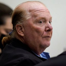 Woman says celebrity chef Mario Batali groped her at Boston bar
