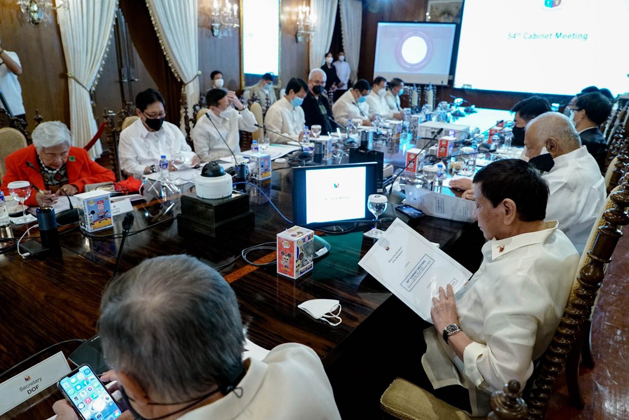 ‘Grateful’ Duterte presides over last full Cabinet meeting of his administration
