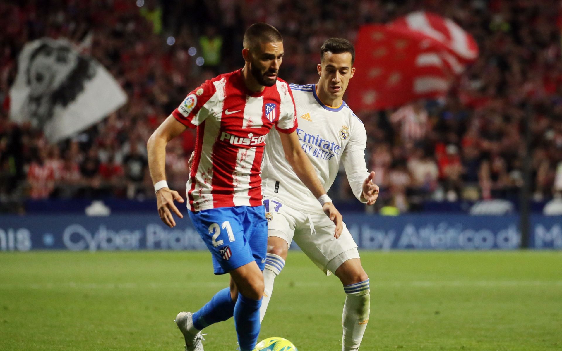 Atletico closes in on Champions League spot with 1-0 Real win