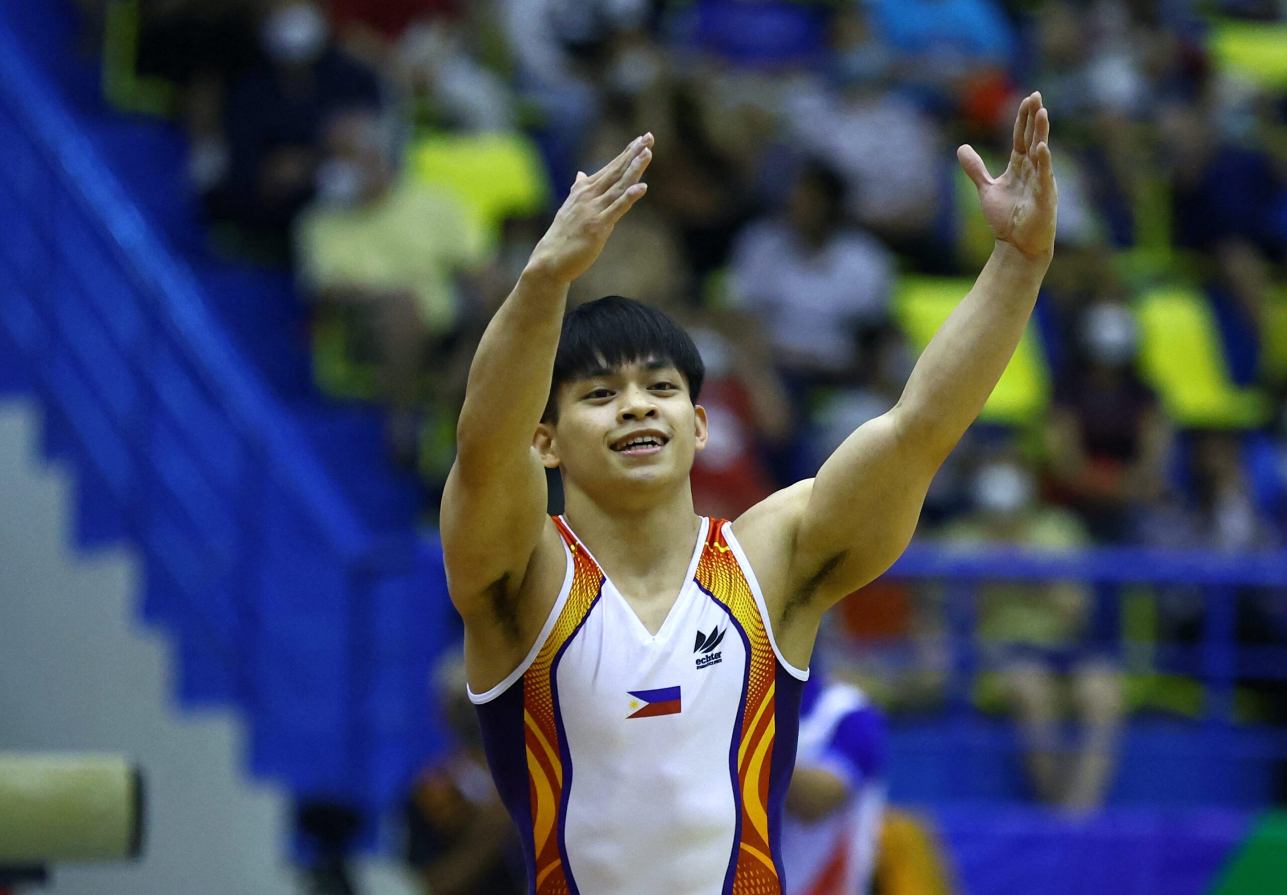 Carlos Yulo tops horizontal bar to wrap up SEA Games stint with 5 golds