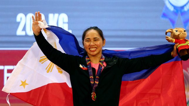 Hidilyn Diaz tells Paris Olympians to take pride in representing PH