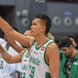 San Miguel star Chris Ross graduates from college at 36