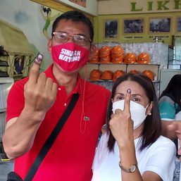 Leody de Guzman casts his vote in Rizal