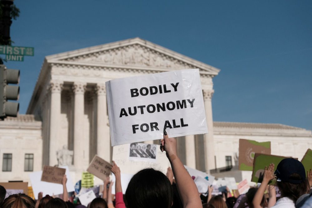US abortion battle reignites as Supreme Court signals it will overturn Roe v. Wade