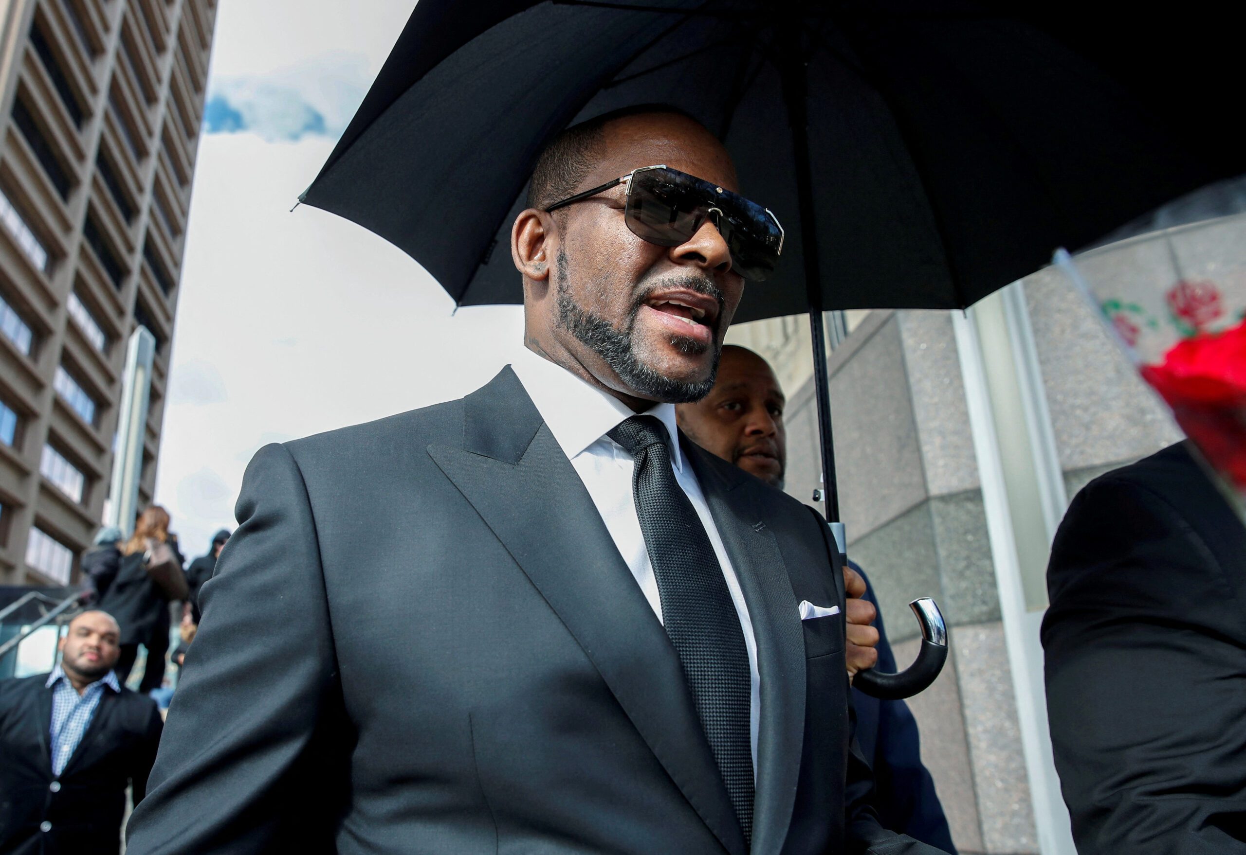 R. Kelly fan charged with threatening prosecutors ahead of singer’s sentencing