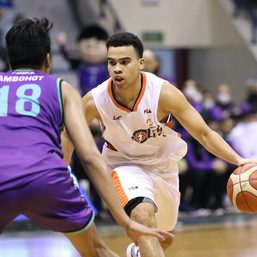 Bishop dominates as Meralco zaps TNT to stay spotless
