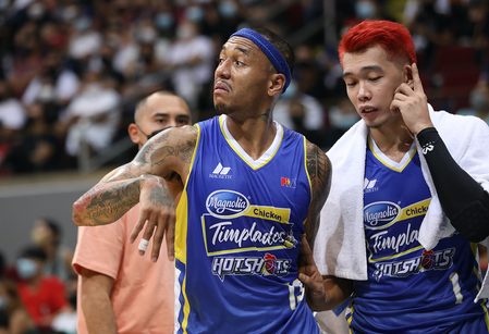 Baffled by ejection in Manila Clasico, Abueva issues challenge