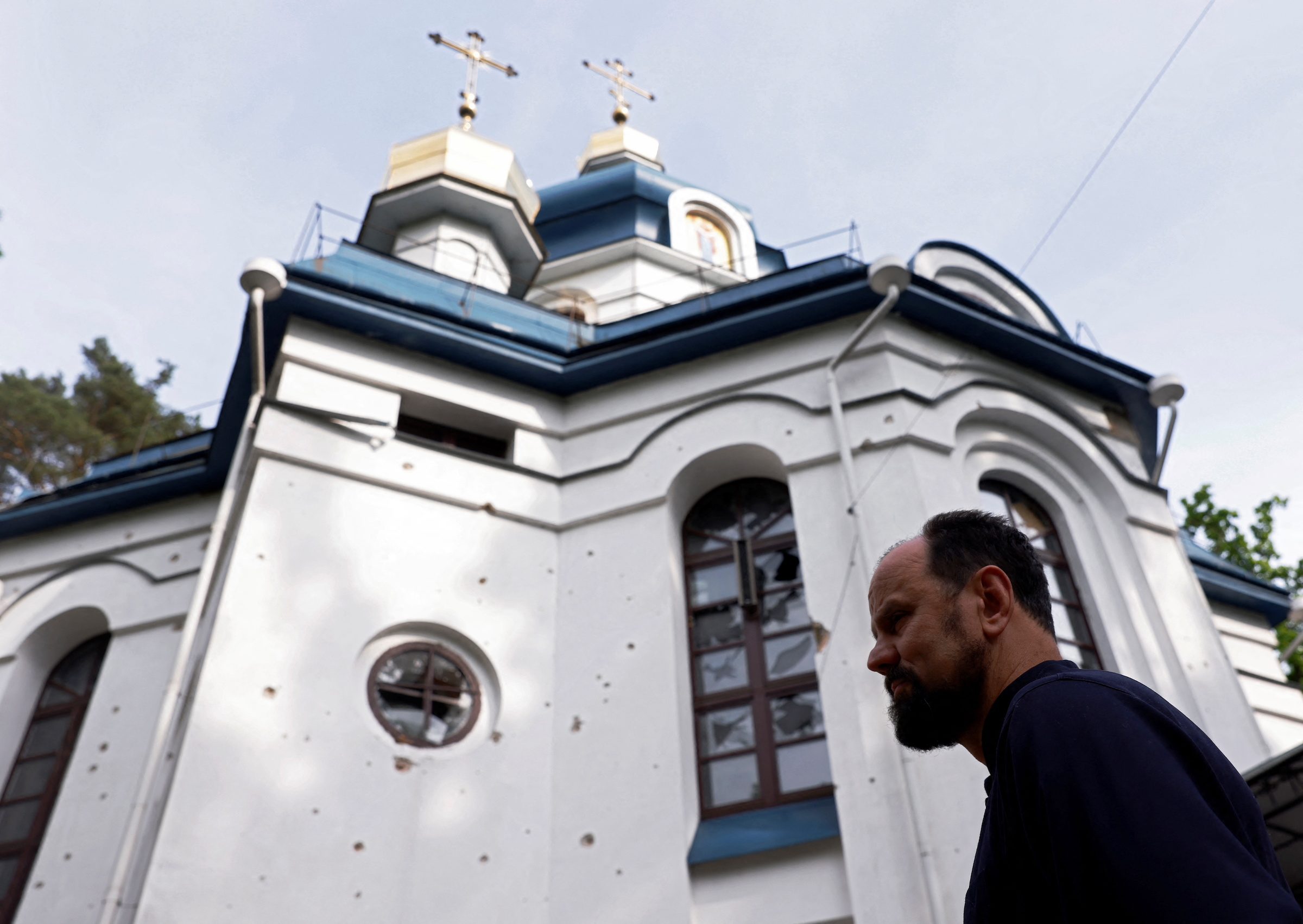 Kyiv parish ravaged by occupation makes painful split from Moscow