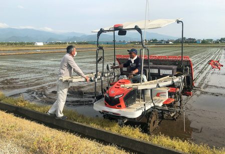 On Japan’s farms, a weakening yen adds to slow-burning discontent