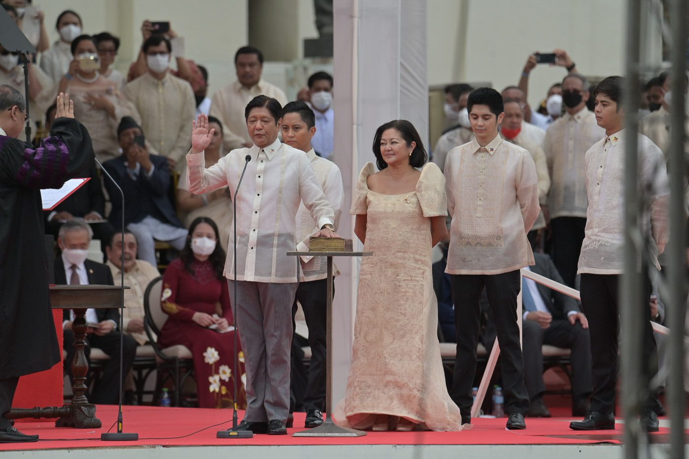 WATCH: Ferdinand Marcos Jr. sworn in as 17th president of the Philippines