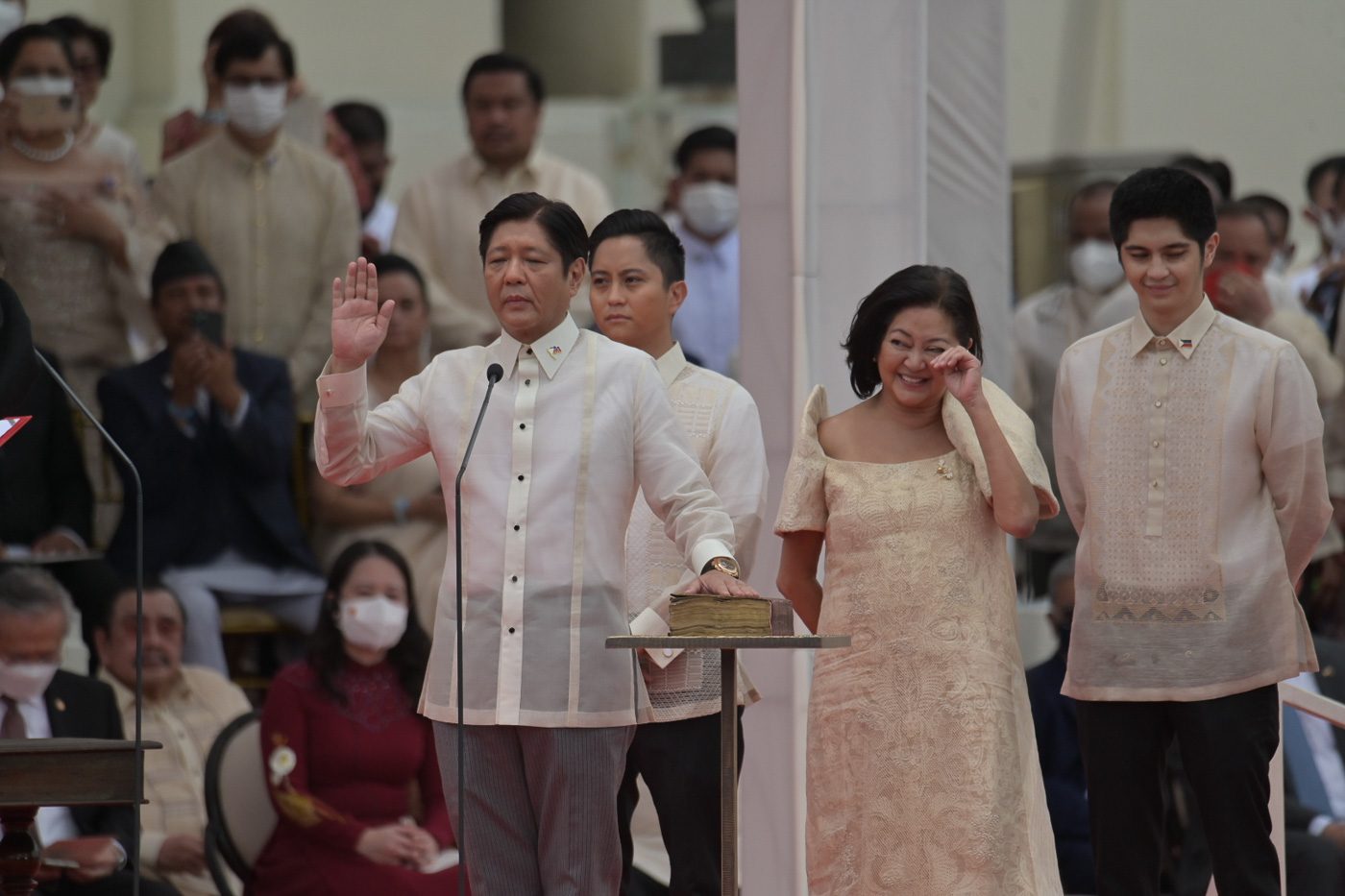 Enough to govern? Second Marcos president puts his ‘faith in the Filipino’