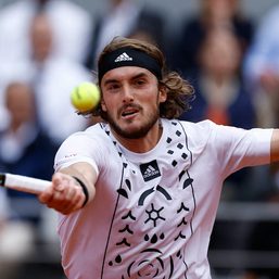 Zverev stutters but recovers to reach French Open last eight