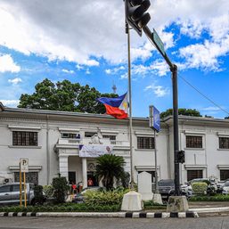 Flag flies half-mast as Cagayan de Oro mourns ex-mayor Canoy’s death