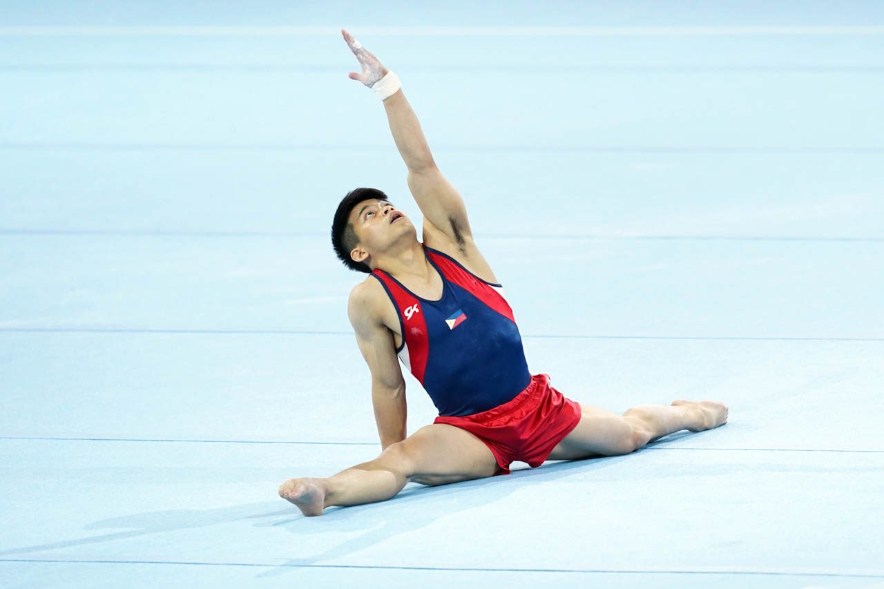 Carlos Yulo rediscovers form, advances to floor exercise final in Doha World Cup