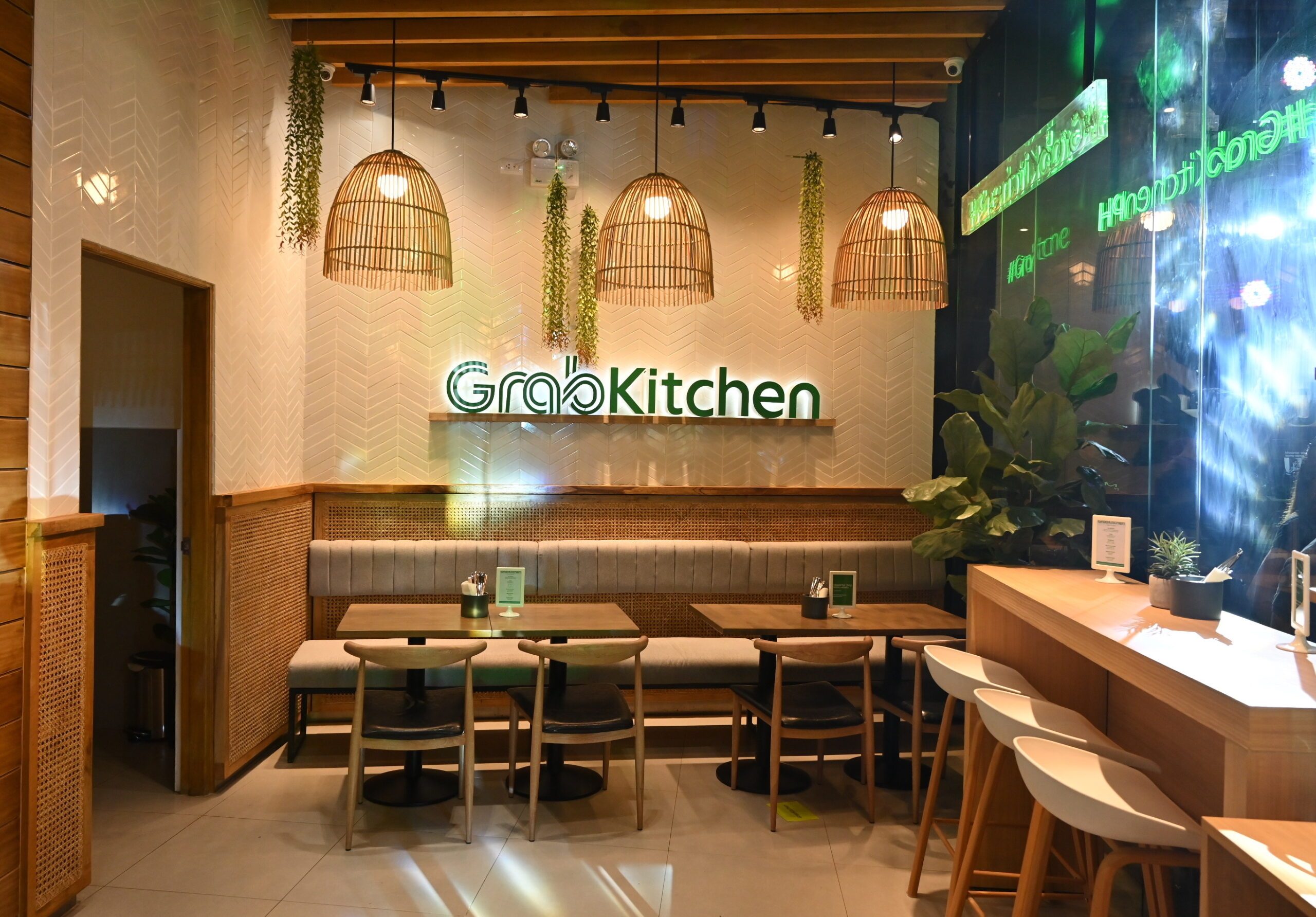 GrabKitchen opens new branches in Parañaque, Malate