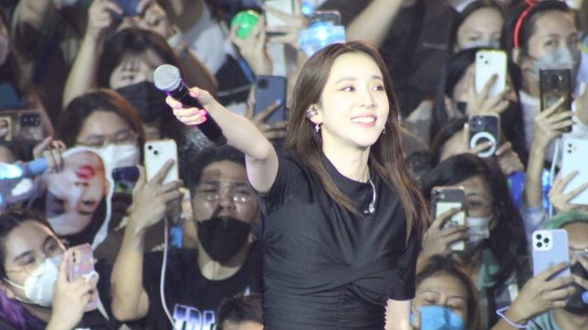 LOOK: Sandara Park surprises Filipino fans as she performs with GOT7’s BamBam at K-pop Masterz