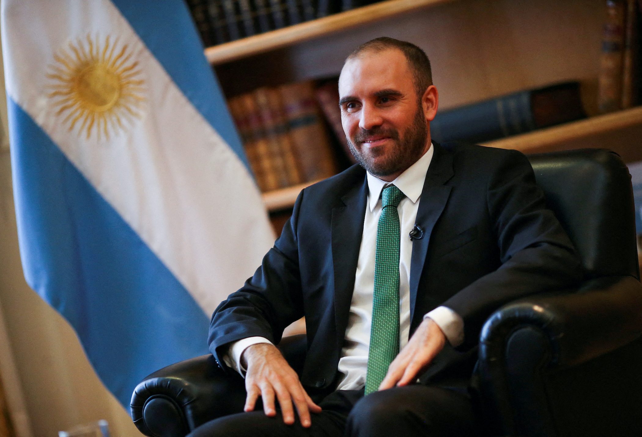 Argentina economy minister, IMF deal architect, quits as government crisis builds