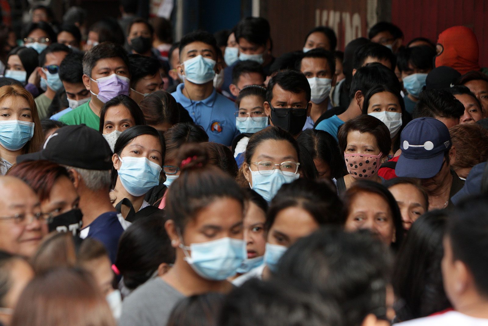 Philippines to ease face mask policy