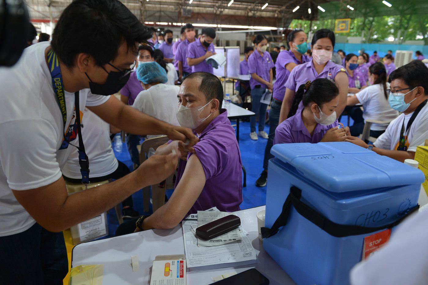 Most Filipinos unvaccinated vs COVID-19 still hesitant to get jabs – SWS survey