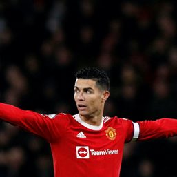 Ronaldo claims world record with late show
