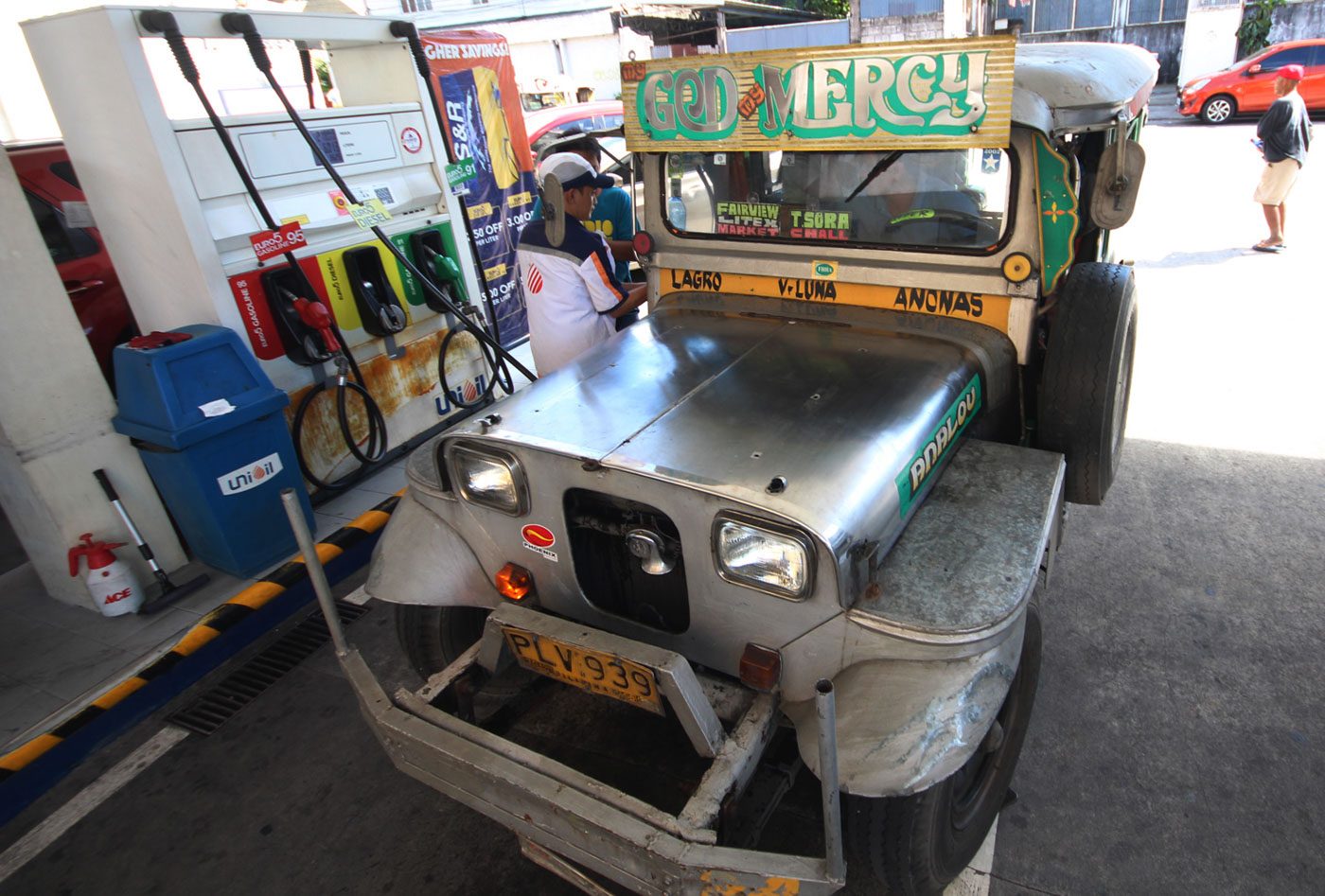 DOE wants Duterte to certify as urgent department’s power to suspend fuel taxes