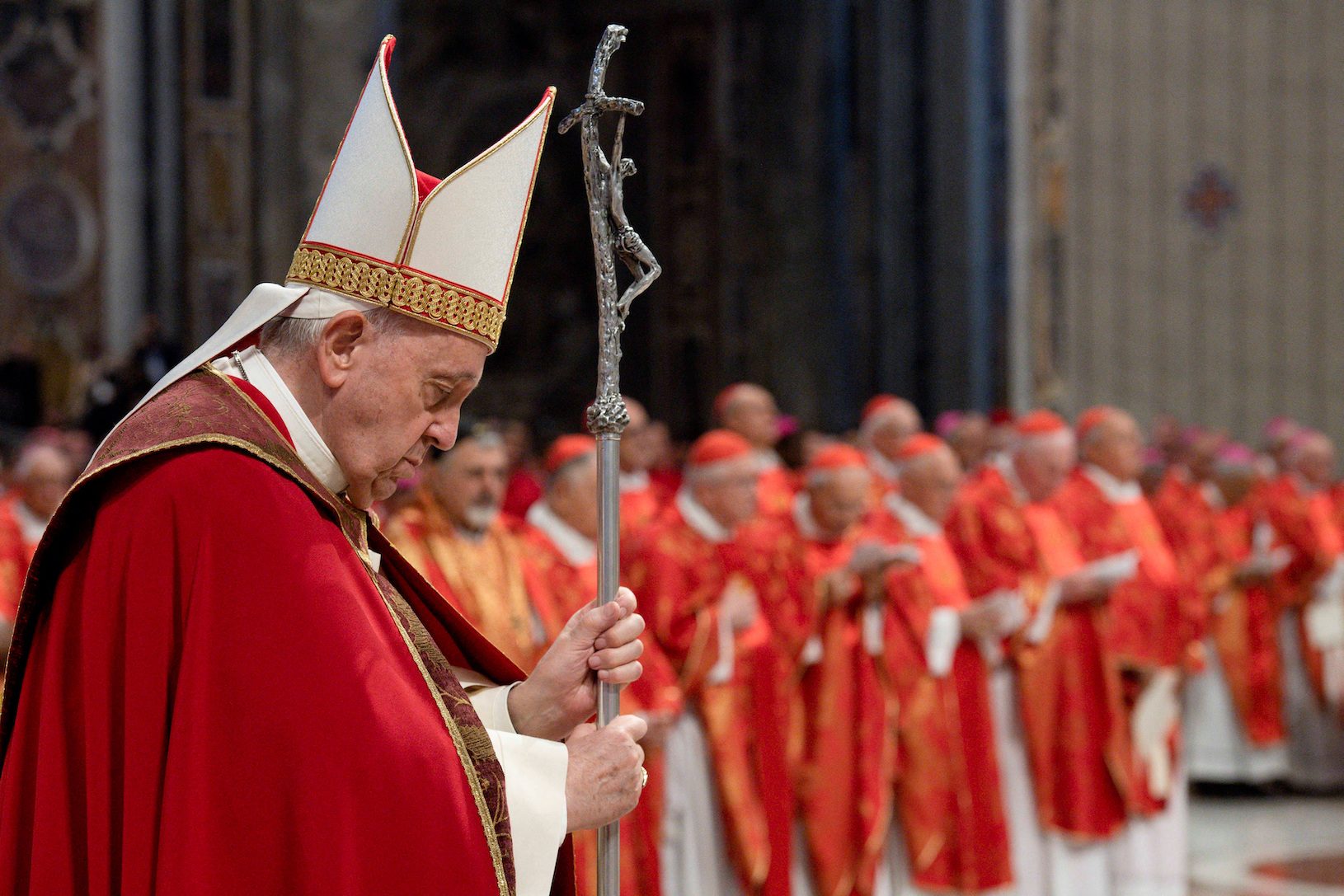 Vatican puts brakes on progressive German Catholic movement