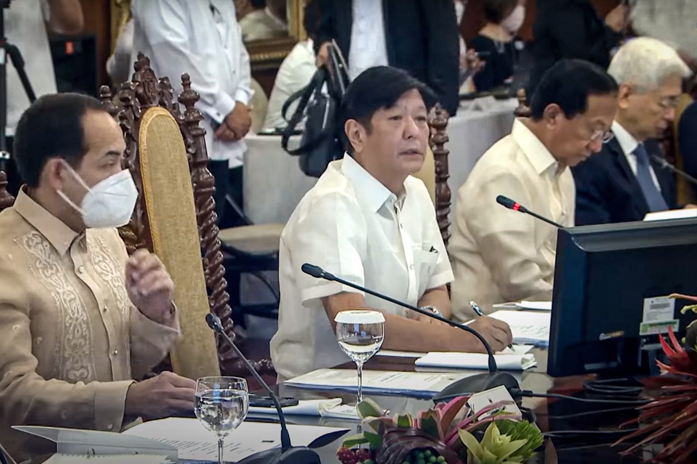 Amid backlash, Marcos says blended learning can continue in ‘very specific areas’
