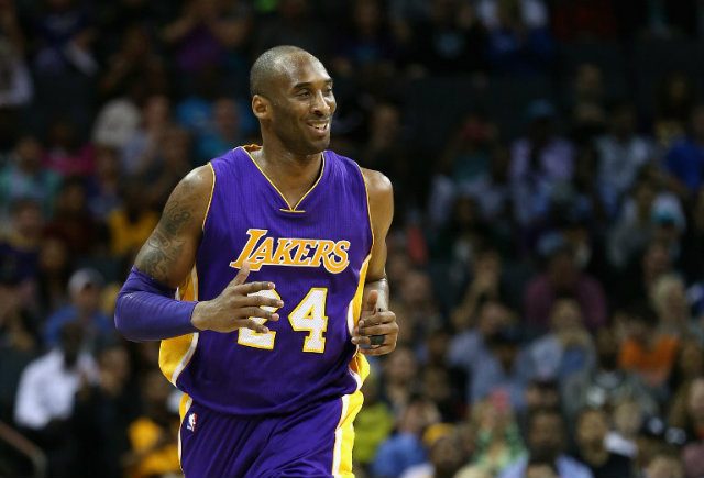 Lakers announce plans to honor Kobe Bryant with bronze statue
