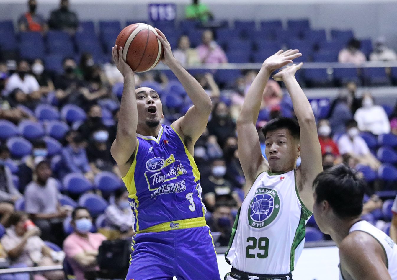 Paul Lee fits like glove in return for red-hot Magnolia
