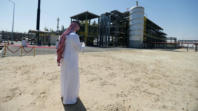 Oil price windfall tests Gulf’s fiscal discipline