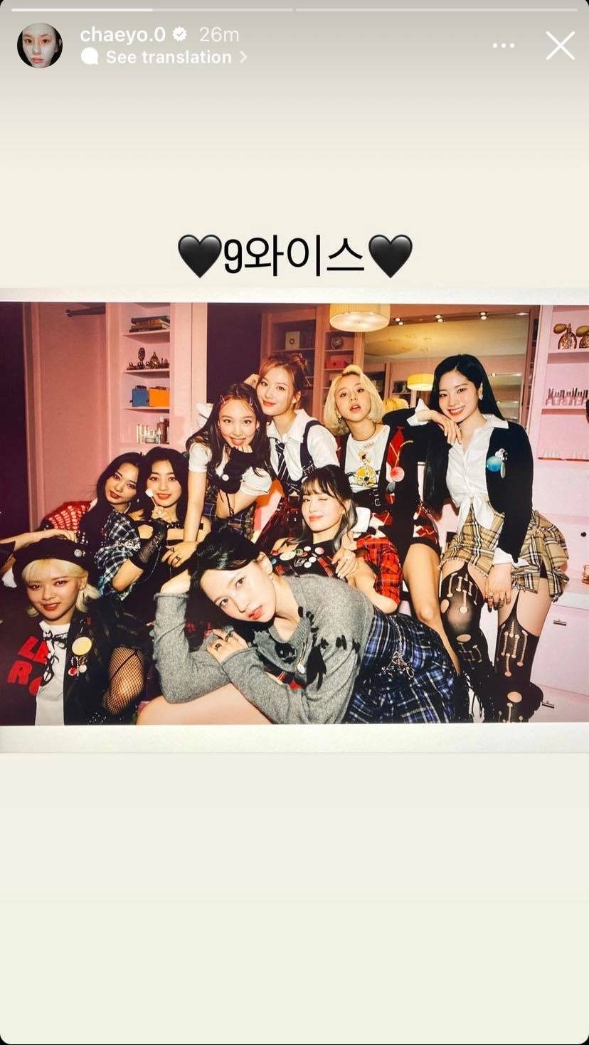 All nine members of Twice renew their contracts with JYP Entertainment