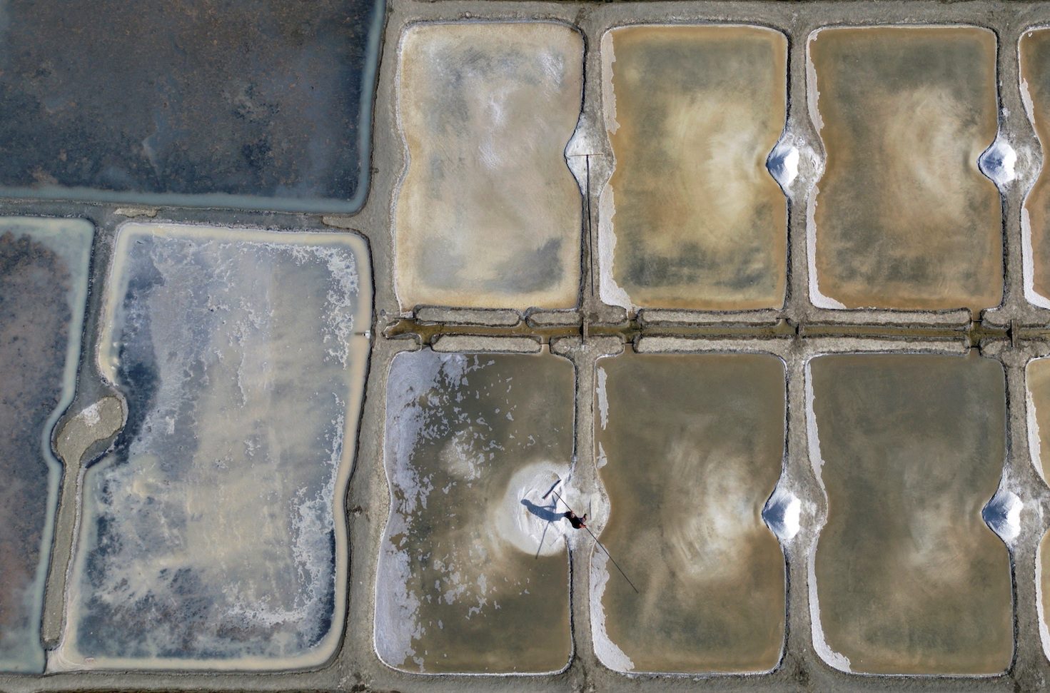 The unwitting winners of France’s drought: Salt farmers